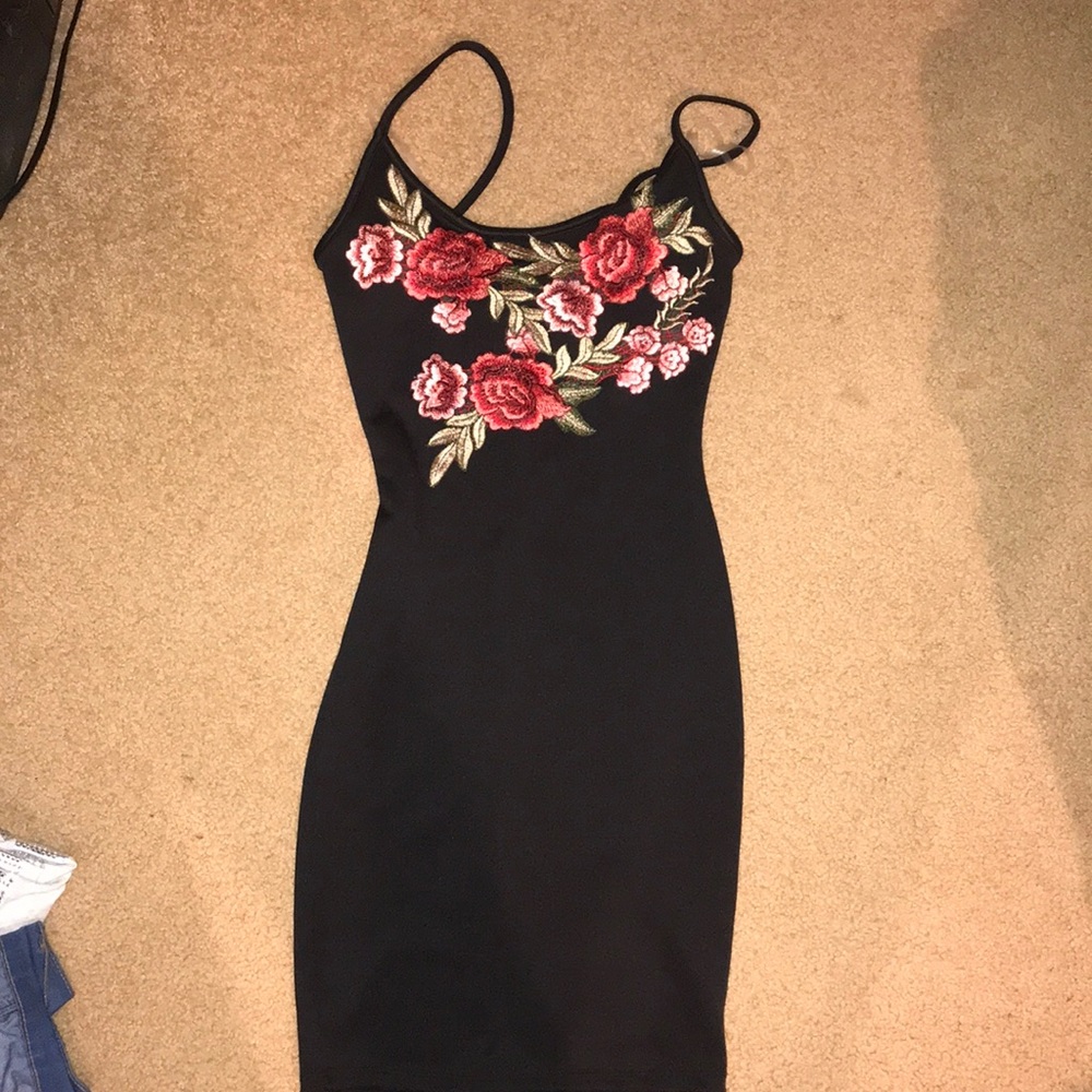 Flower embroidered dress